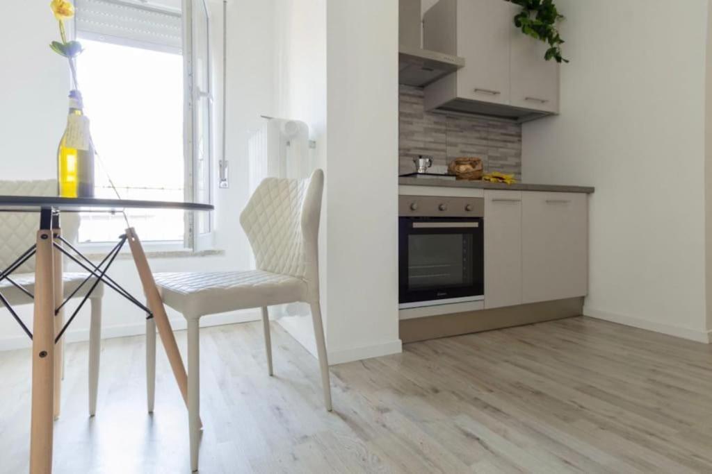 One Flat/Studio,Busto ArsizioCenter,With Terrace Esterno foto